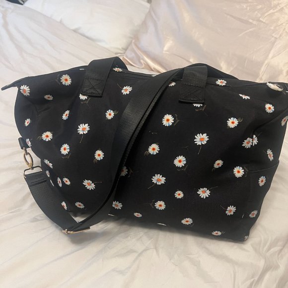 Alice + Olivia Daisy Print Duffel Bag (NWOT) - Picture 3 of 3